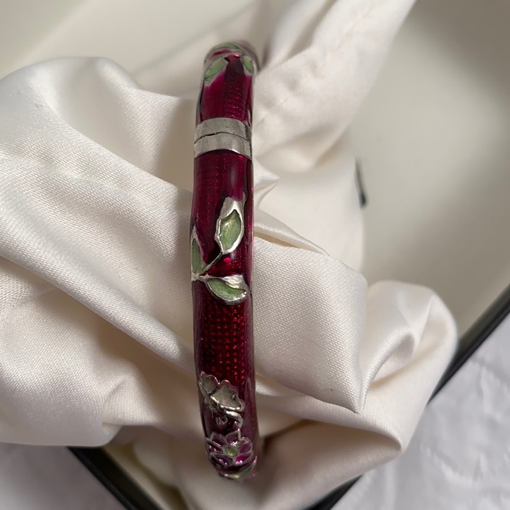 Jiu Long Xing Vintage Cloisonn Floral Bracelet